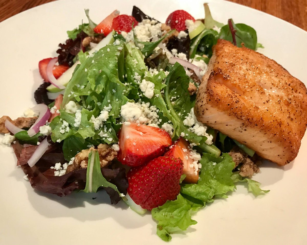 HopsSupplyCo's tweet photo. Summer will be here before you know it. Start lightening up with our super salad offerings, including this mouth-watering and eye-pleasing Salmon Salad. #hopsco #hopssupplyco #hopscohip #summer #summeriscoming #salad #salmonsalad #lightenup https://t.co/6u6itAbkdH