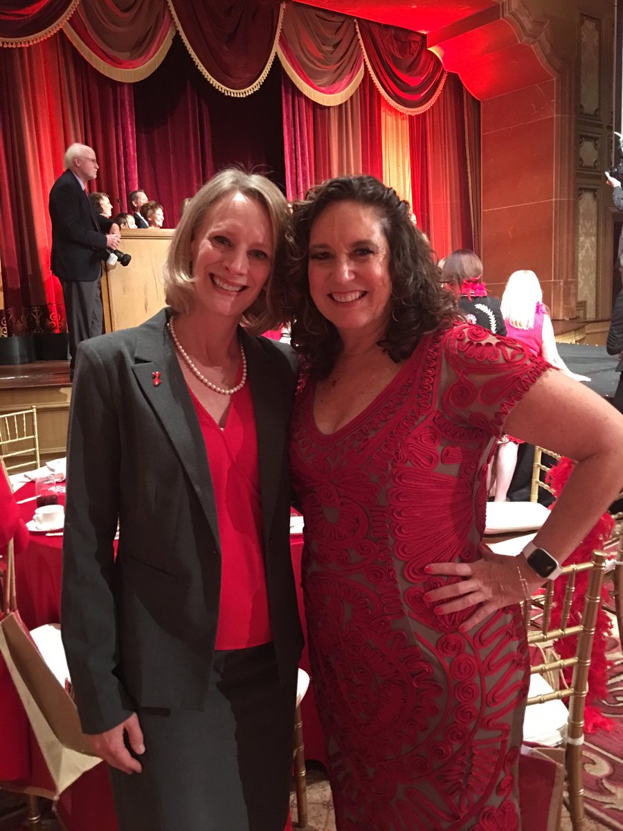Proud to support Cindy Marten ⁦<a href="/BeKindDreamBig/">Cindy Marten</a>⁩ at the 2019 ⁦<a href="/GoRedForWomen/">GoRedforWomen</a>⁩ luncheon. She’s an inspiring leader, paving the way with her wellness program ⁦<a href="/sdschools/">San Diego Unified</a>⁩!