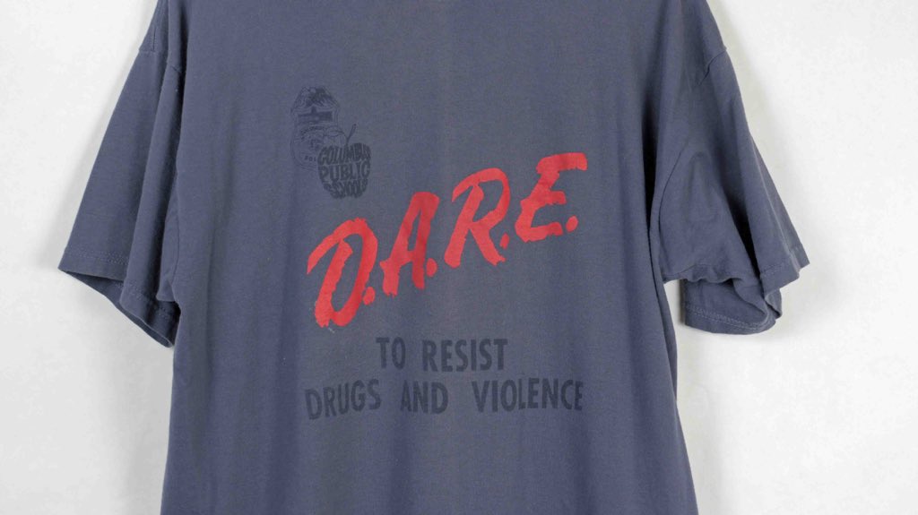 Off_suited's tweet photo. 💸SOLD💸: https://t.co/ZVfidBzXmW #DARE #Vintage #Fashion #Offsuited https://t.co/R4BU3fQnXk