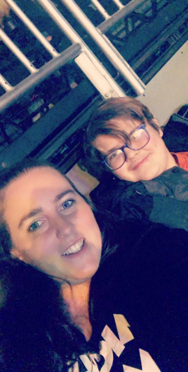 Mrs_Ritchie_RS's tweet photo. #DISNEYONICE https://t.co/fw7HDTRU9l