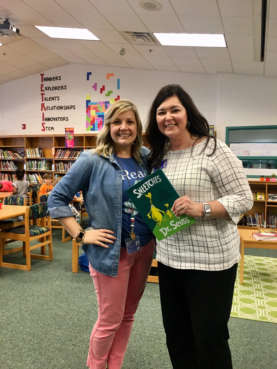 Mrs. Ennis tweet media