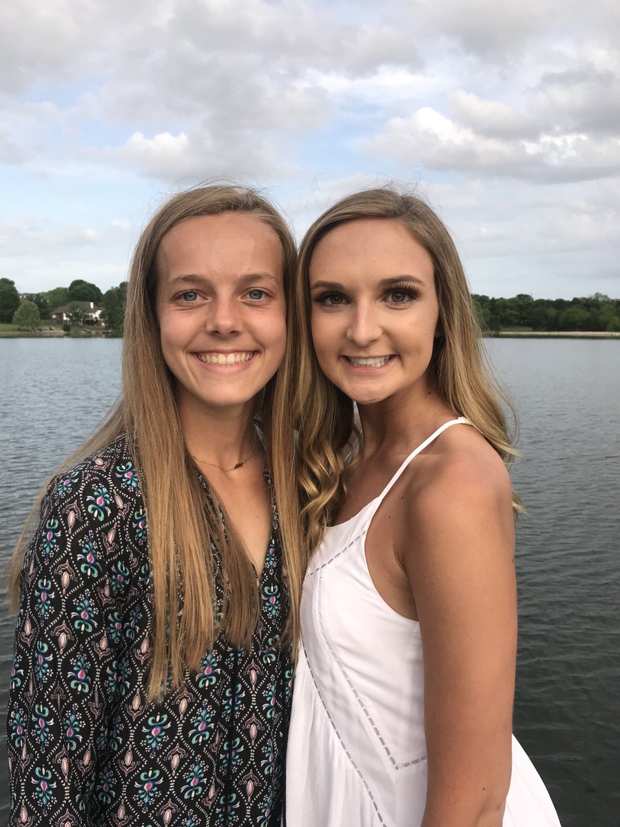 ahake_20's tweet photo. Happy 19th to my bestie! I love and miss you so much! I hope you’re living it up in Fayetteville! ❤️ https://t.co/heeQ6LNw5Q