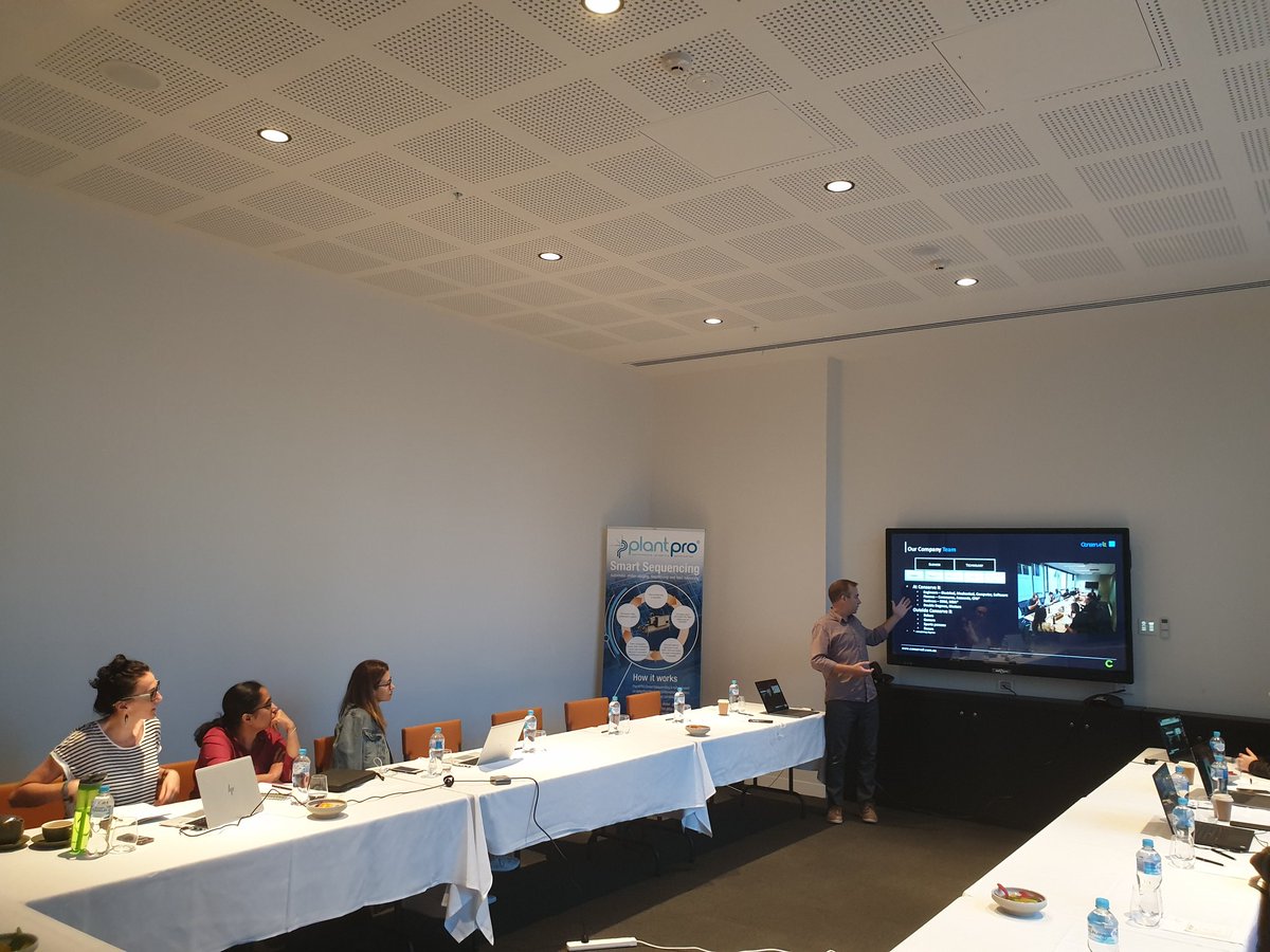 IAmCallum_au's tweet photo. @richiemac_77 from @Conserve_It presenting to @codelikeagirlau interns on all things #HVAC, #IoT and opportunities in the workplace for all. 
#womenintech #Careers #softwaredevelopment #dev https://t.co/ikAseWsPGR