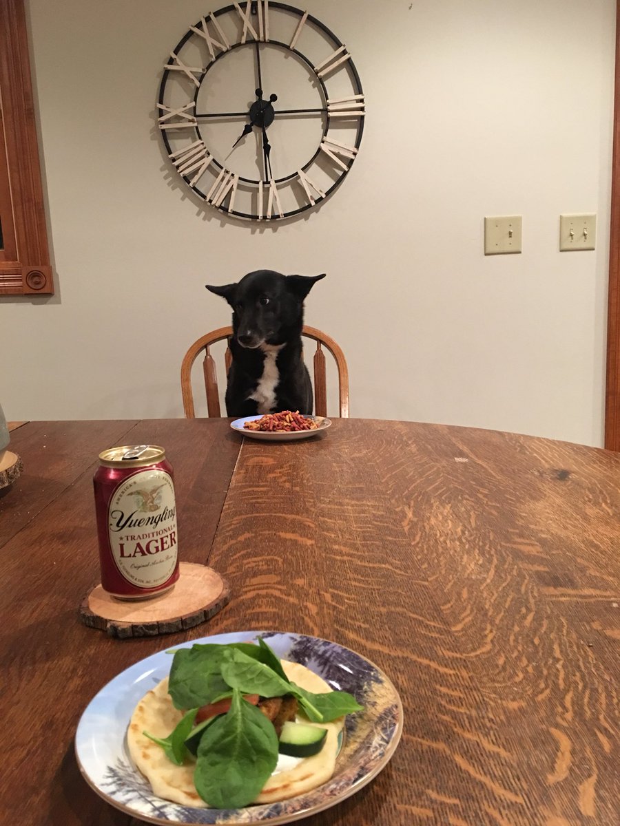 marykathriegs's tweet photo. I sent my brother this picture with the caption, “Fine Dining,” and he said that I’ve hit my midlife crisis a decade earlier than expected. I kind of believe him. https://t.co/1pnadf7Zbq