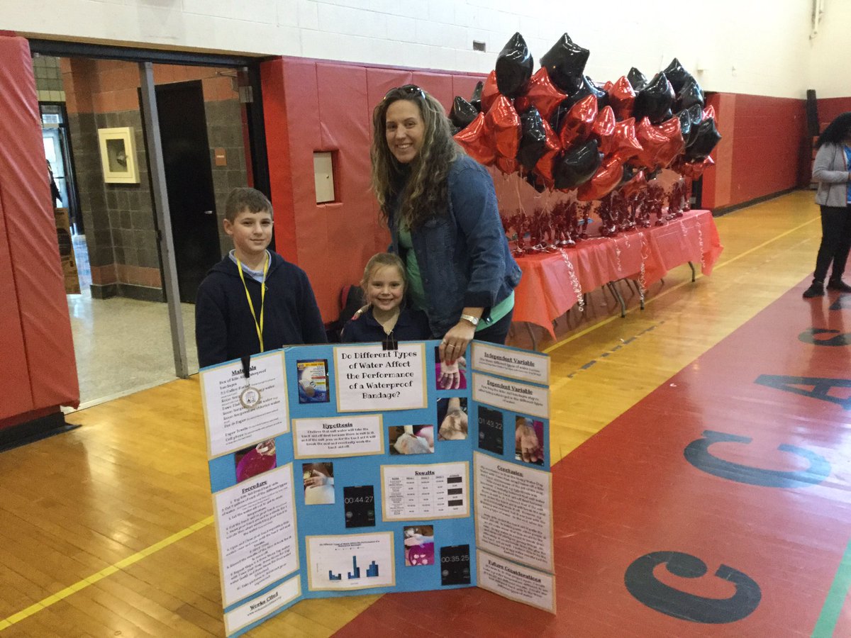 SDoLSTEM's tweet photo. Showcasing our Stem Fair projects during 
Public Viewing. Kudos to all of the students who participated in this year’s event. @jesgarrigan @wemlet @JACleary213 @AshliScottERM @SDoLancaster @KeeneDr https://t.co/89KhlOVuVE