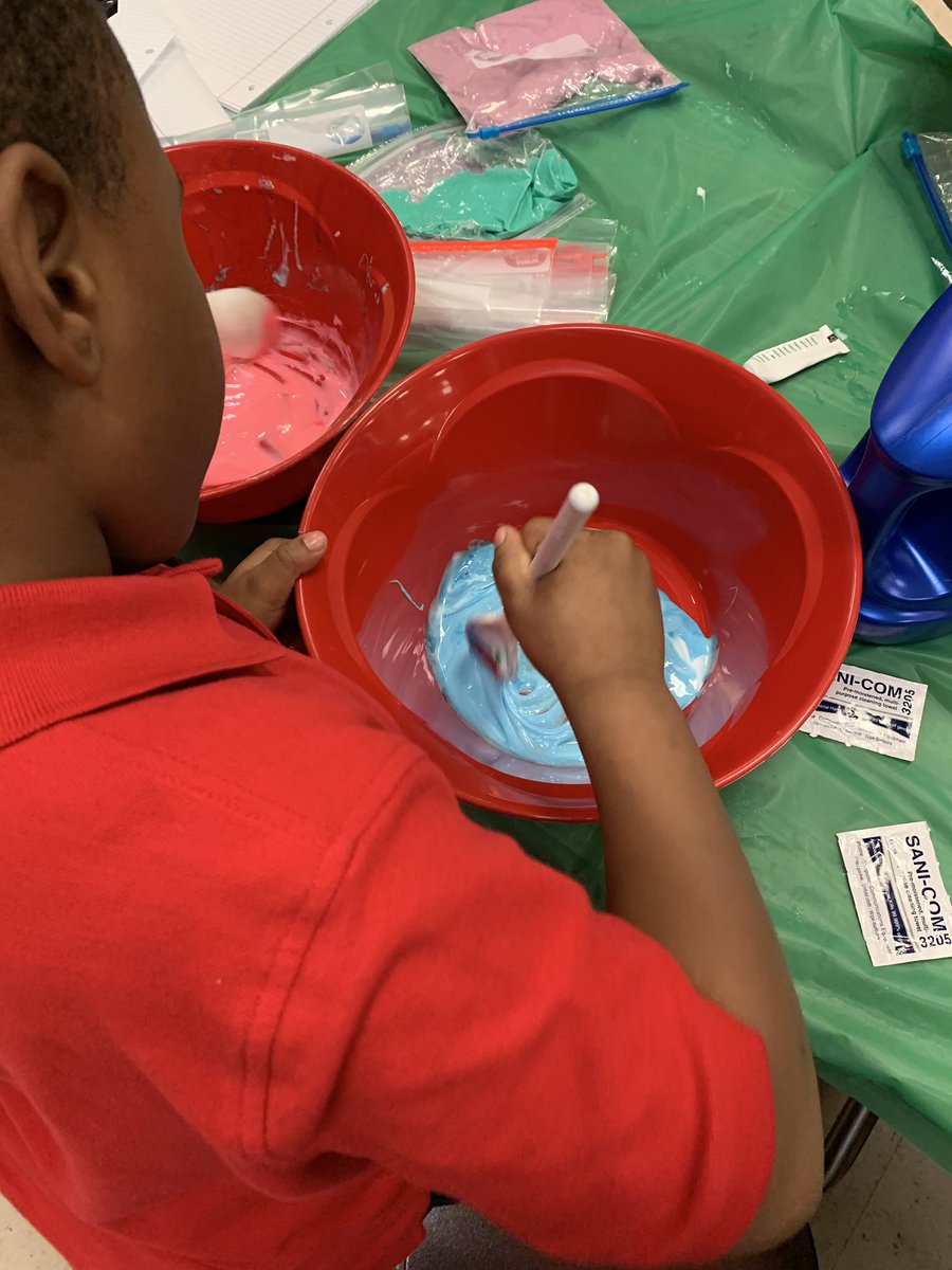 ortizteach's tweet image. From making slime to building towers  we had fun at our math/science night @PughRamsHISD #PushItToTheNextLevel #ThePughWay