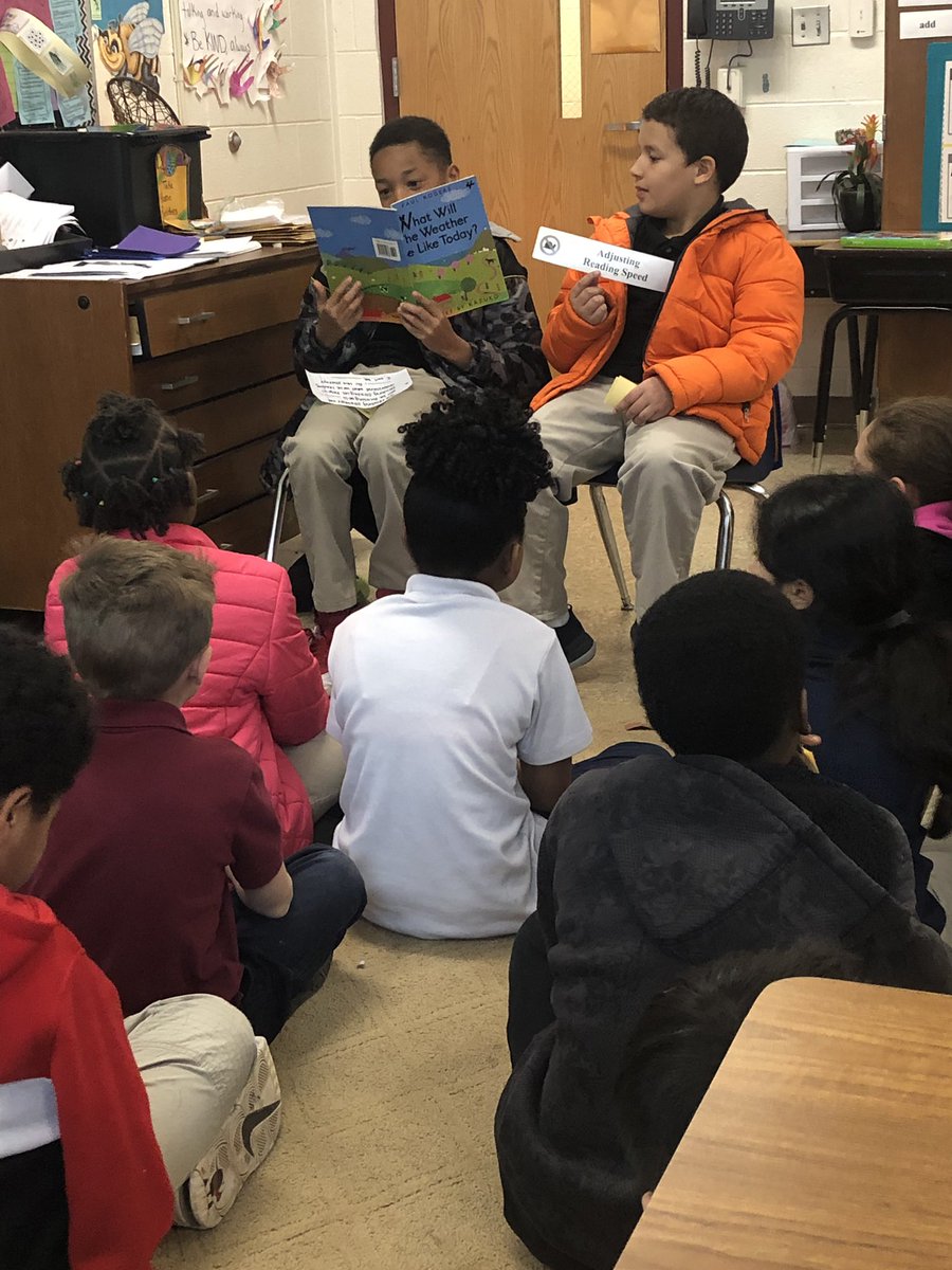 MrsEMcKnight's tweet photo. We ❤️ having third graders come read to us! #makingconnections #clarifying #adjustingreadingspeed @SpeasGlobal https://t.co/nwDi6GwO6b