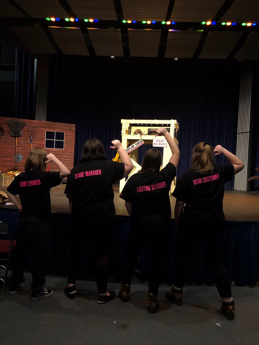 Women Who Tech! Love the shirts the One-Act tech crew made. @TyngsHSTheatre , thanks for empowering these young ladies! 🎭 #TpsPrepares