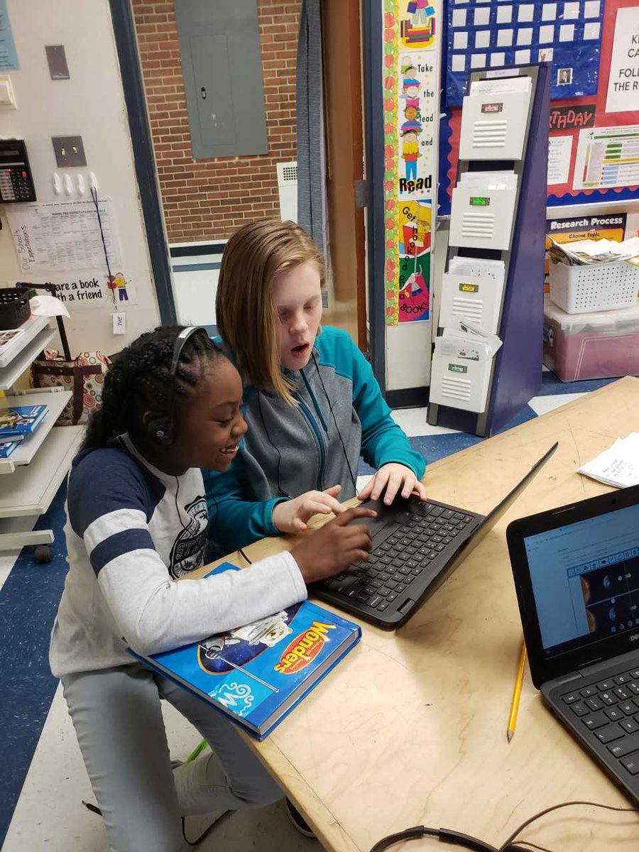 CABerkey's tweet photo. #chatcsd #DLDay
My students are engaged using technology with HyperDocs. They love the fun activities that they control --they are able to pick and choose and work at their own pace. Working together and combining ELA w/Social Studies. https://t.co/Ca2B1UGGgI