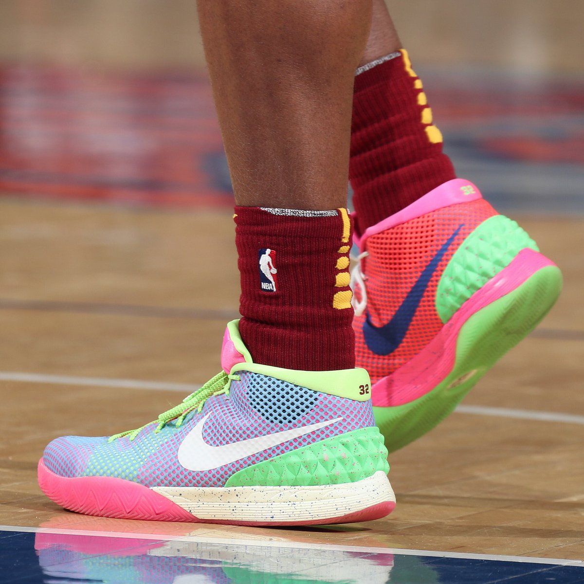 kyrie 1