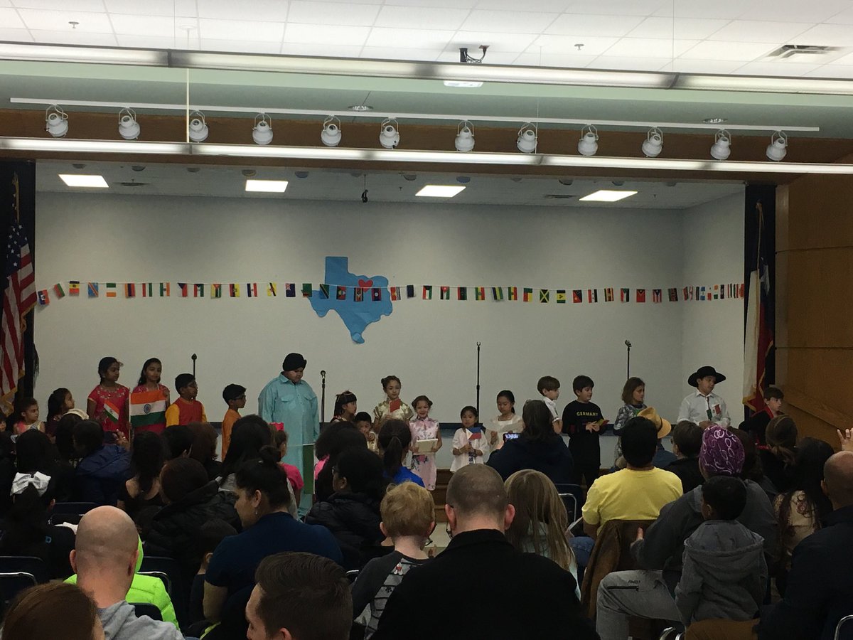 irvineaq's tweet photo. Celebrating the many cultures of Plano @ Harrington. Love our international Huskies ⁦@Harrington_El⁩ https://t.co/0HfwqKH75L