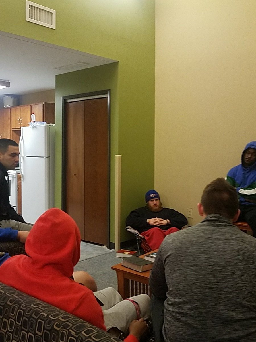 Coach Malik White 🏈🤼♂️📚🌎 (@coachmwhite75) on Twitter photo Team bible study!!! Pull Up and receive a great word. it's so important as Men that we get together and talk about life around the word of God <a href="/Tabor_Football/">Tabor Football</a> Team bible study!!! Pull Up and receive a great word. it's so important as Men that we get together and talk about life around the word of God <a href="/Tabor_Football/">Tabor Football</a>