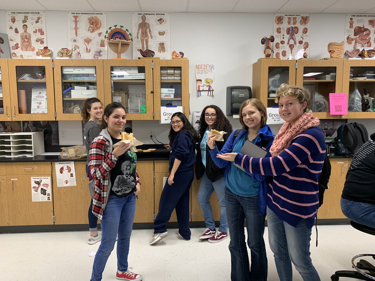 Thanks to everyone who wore blue  and bought a grilled cheese today! #curemsd #NationalRareDiseaseDay #togetherwecan #loboproud #famiLE