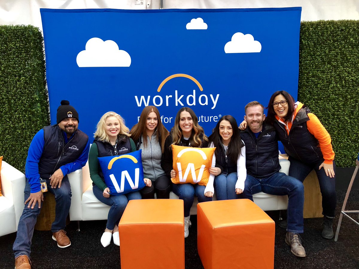 WorkdayLife's tweet photo. We've arrived for our third #lwtsummit! Follow us as we share key moments from SF with the @lesbiantech team and over 6000 folks from the #LGBTQ + Allies community. #wdaylife https://t.co/L9uh6N3nBP