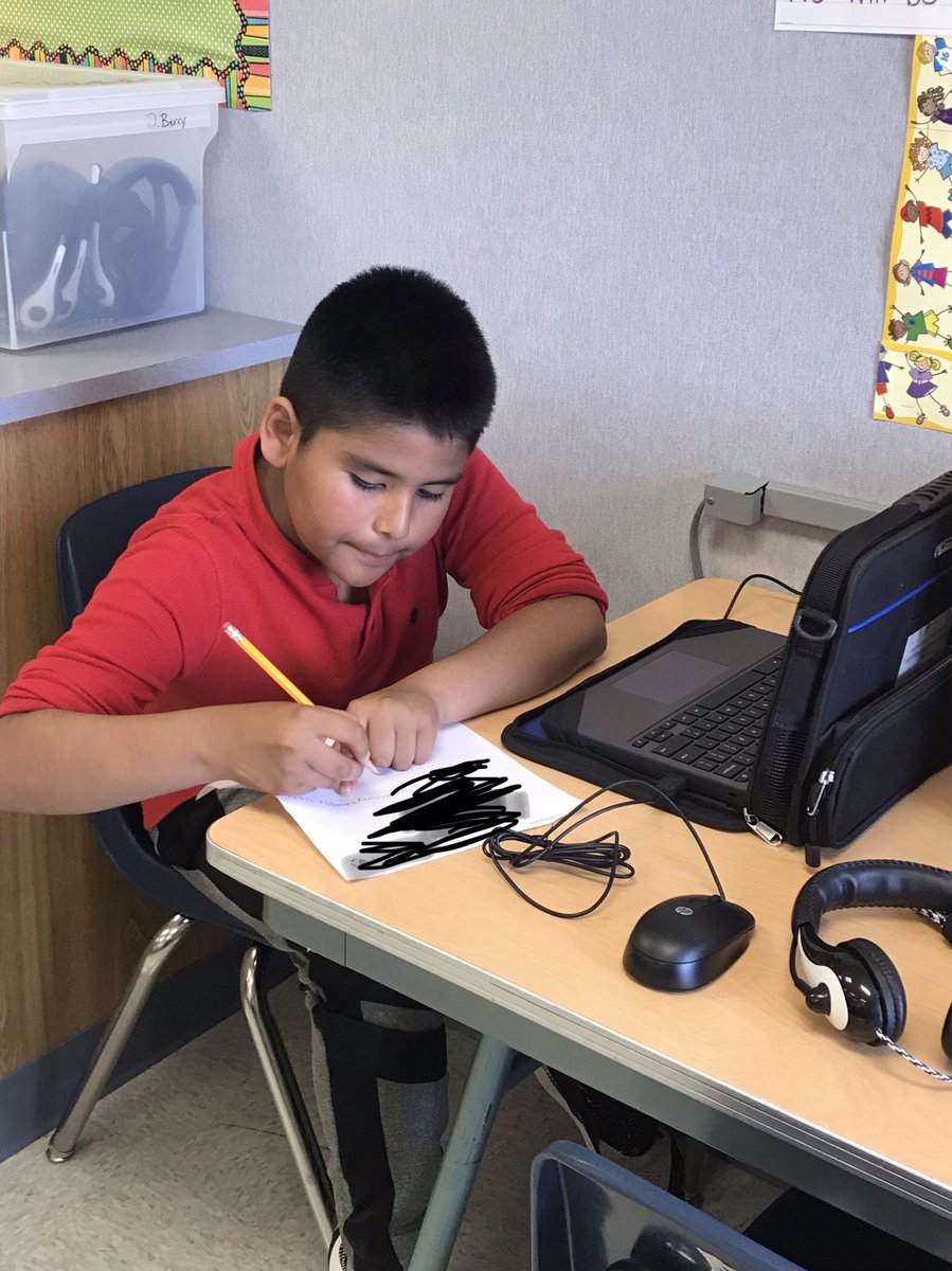 DaynaMBerry's tweet photo. Rehearsal &amp; practice...for TELPAS using Flipgrid to share their favorite Dr. Seuss book. #GoBeyondLampasas @LampasasHSE https://t.co/DNce14qm2P
