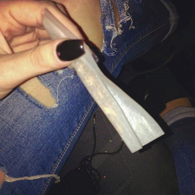 ManaPankey's tweet photo. Just wokeup so lets get this day rollin :) https://t.co/GtbUgilGvM
