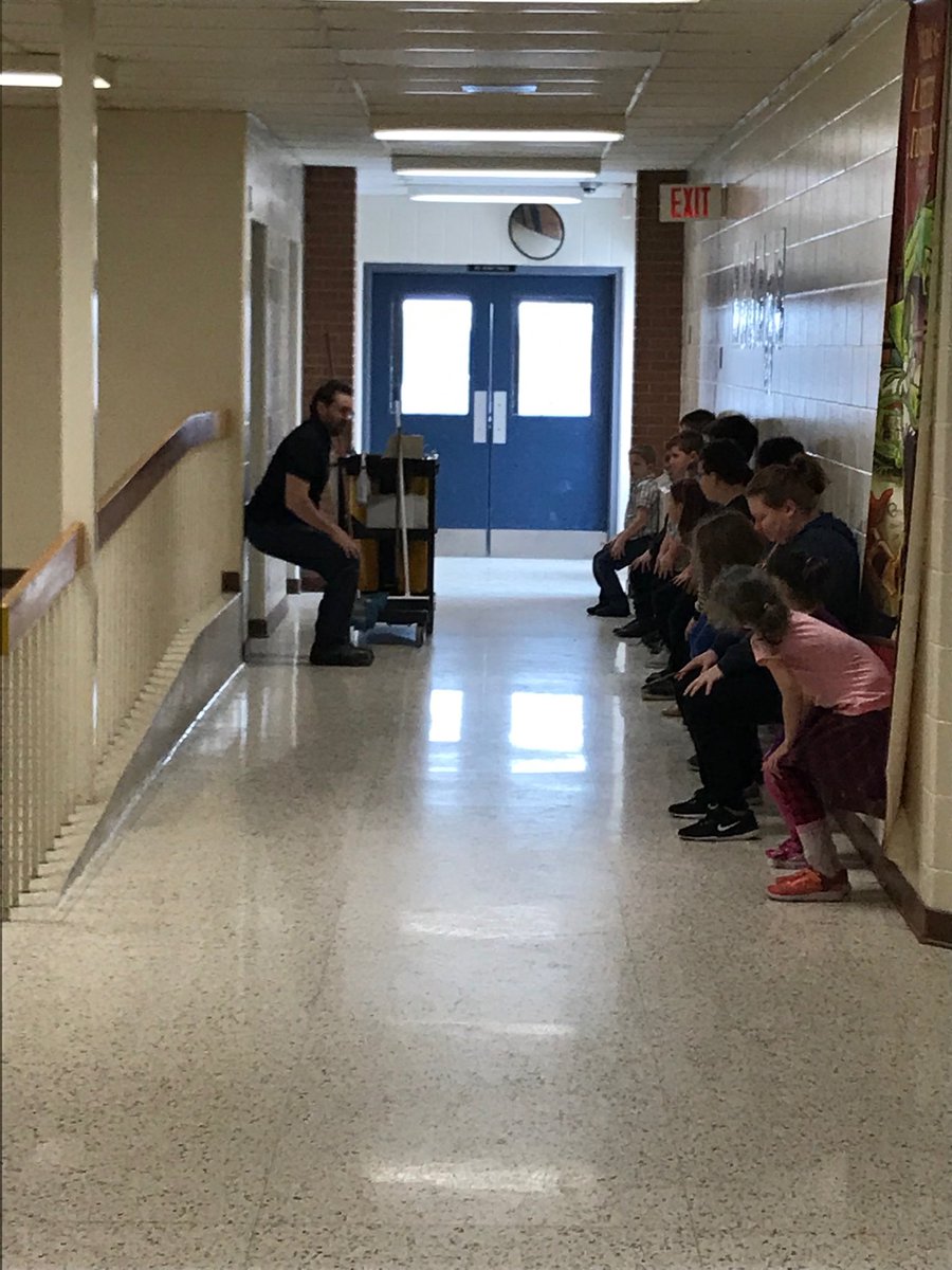 SarahBaily2's tweet photo. Mr. Finlan leads 2F through a task from the body break board! #powcommunity ❤️❤️@HPEDSB_POW @shanafrost49 https://t.co/8bKl64nBYb
