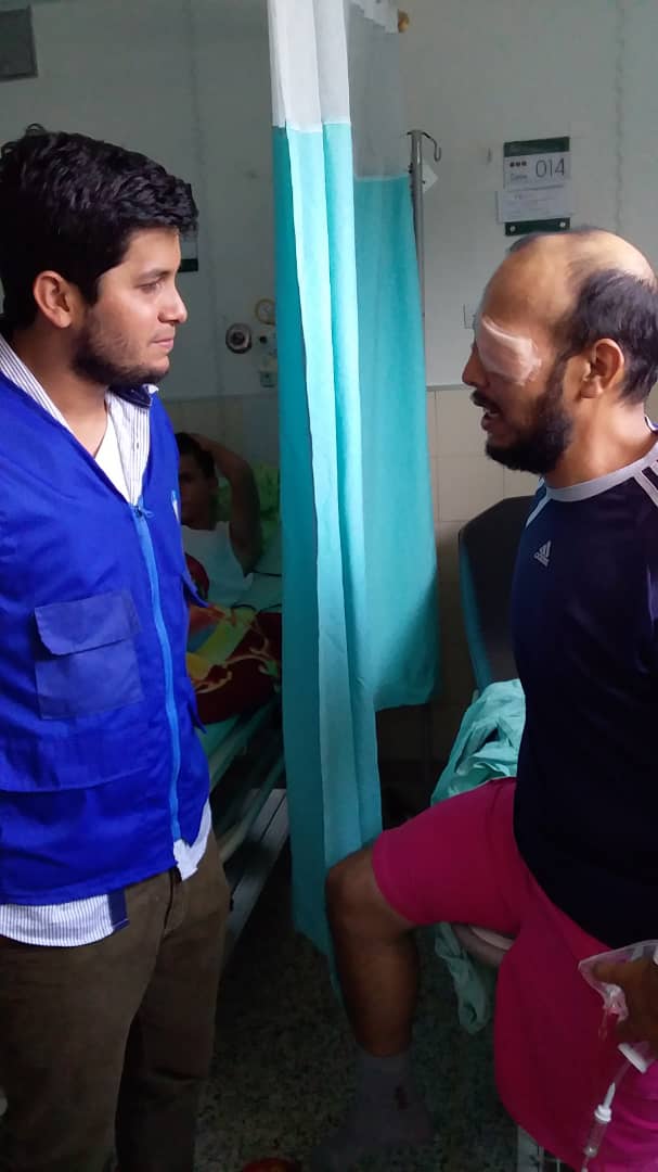 Roland_Garcia's tweet photo. Recorrimos el Hospital Erasmo Meoz de #Cucuta para documentar los testimonios de las víctimas de la Represión del Pasado 23F en la Frontera. Delitos de lesa humanidad no prescriben @JuventudLAC  @FundehullanVzla https://t.co/jm0fJwm9Jq