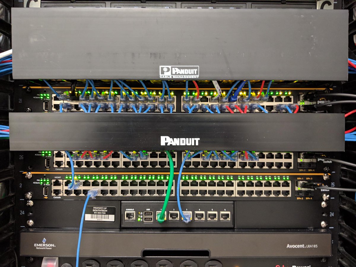 WestNetworksLLC's tweet photo. Site 3 of 18 done in #jacksonville #fl #peplink #speedfusion #sdwan #sdswitch #healthcare https://t.co/NjY7SiTTl2