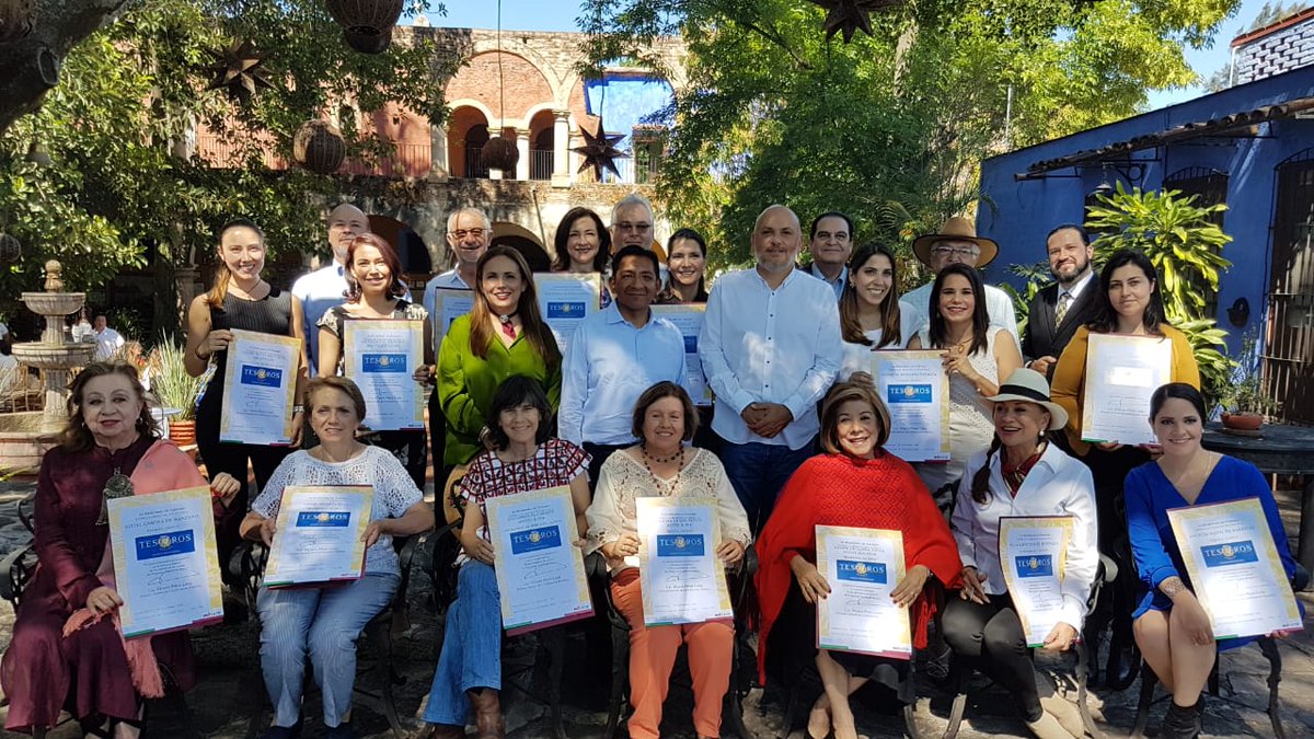 Ayer, <a href="/haciendasycason/">Haciendas y Casonas</a> de Jalisco entregó los Distintivos Tesoros de México a 18 establecimientos del estado de Jalisco que por sus altos estándares de servicio, características arquitectónicas y gastronómicas otorga la Secretaría de Turismo del Gobierno de la República.
