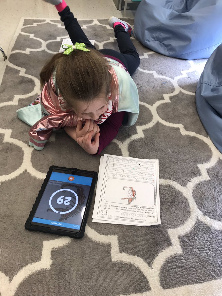 MrsMcEntee's tweet photo. The McEntee Mateys used ChatterPix to bring their informative writing on seahorses to life!! They were so proud to add their video from ChatterPix to their digital portfolios! #CCSDLD19 #proudteacher #litnccs #DLDay @ChatterPixIt @ClassDojo @GlendaleRocks https://t.co/1uvmLzJKDm