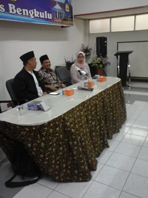 SahabatRSMY's tweet photo. Kegiatan pengajian rutin di jumat pertama tiap bulanan di hadiri Direktur dan wakil direktur kependidikan dan penunjang medik,pemberi tausiah : Al Ustad KH.Dr.Dani Hamdani,M.Pd https://t.co/wglqWjvq8X