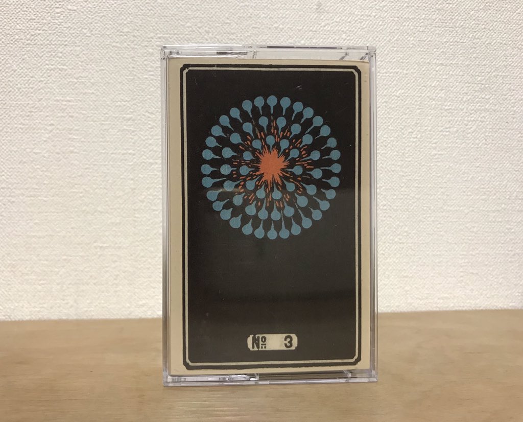 kmcolon_'s tweet image. テープ入手しました〜
Muzan Editions、本当にありがとう！最高！
細部までこだわりのデザインが素晴らしいです。
やっぱりフィジカルが好き。

こちらで全曲試聴もできますー是非ー♪
muzaneditions.bandcamp.com/album/standard…

#MuzanEditions
#Nara
#cassettelabel
#cassettetape
#StandardGrey
#kmcolon