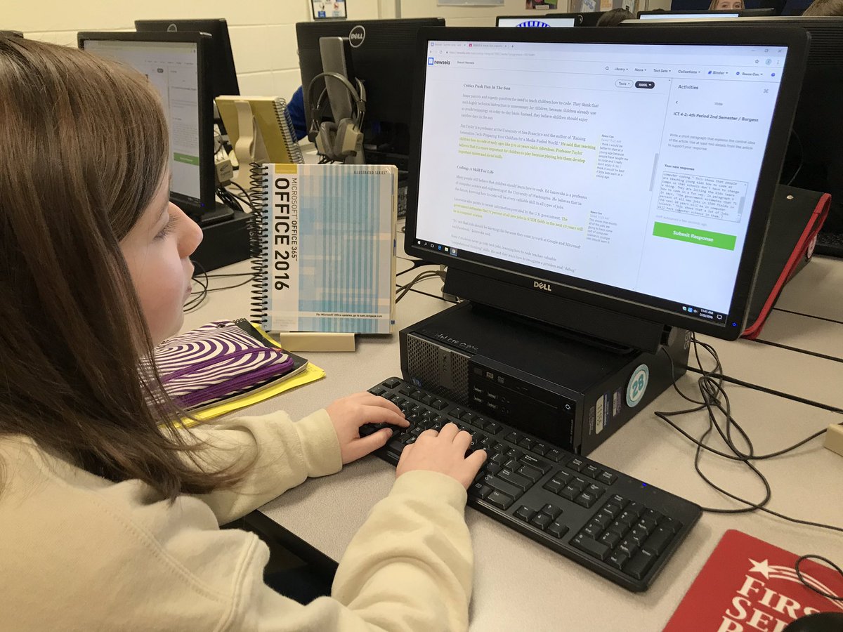 burgessmisty's tweet photo. Digital Learning Day 2019 @GMSStory  #GMSIgniteLearning Students worked on Computer Science lessons through @gotynker today! After close reading and annotating a @Newsela article on the topic of coding. @ARKidsCanCode https://t.co/C16Yh9f9uC