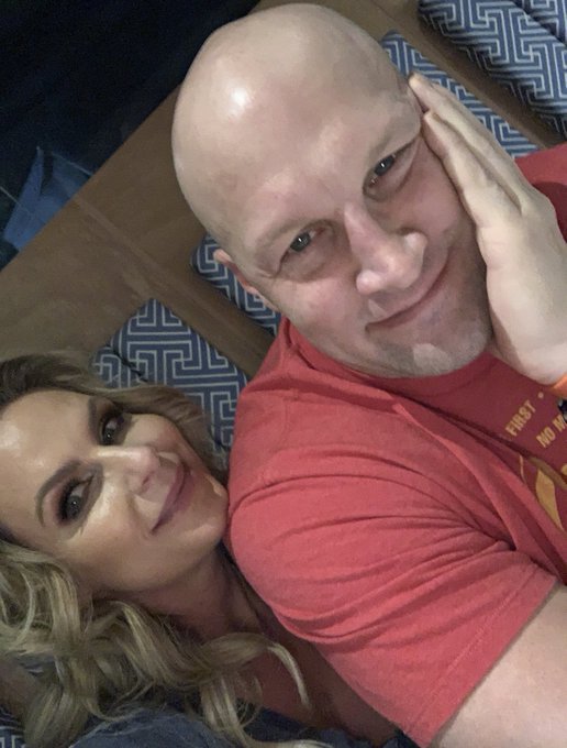 Just got to Mexico City and somehow I ran into this dude haha #memories https://t.co/8hRJais9dW<a href="/tag/memories"class="tags"><span>#memories</span></a>