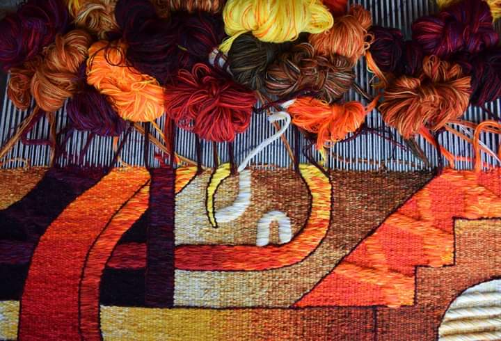 MaximoLaura's tweet image. El tejido, es un proceso lento, irreversible y complejo en la que hay varios elementos que simultáneamente deben ir resolviéndose.

Ver más ▶ maximolaura.com