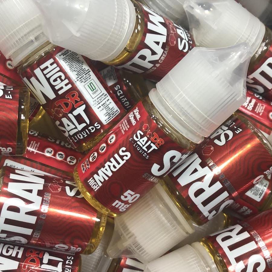 .
NEW FOR MEXICO
25mg and 50mg
30ml bottles
Also going to the US
.

STRAW HIGH
Delicious strawberries and cream
.
#eliquids
#drsalteliquid
#drsalt
.
#cloudchasing #cloudchaser #handcheck #vapefamily #vapefriends #bhfyp