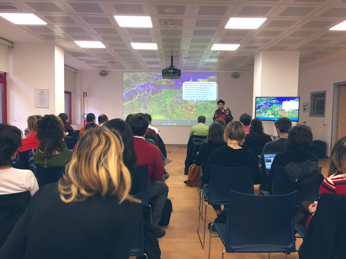 SoniaCasaro's tweet photo. Al via in @timwcap #Milano la prima tappa del #DigitalLearningTour di @mosaicolearning con @FabioViola che parla di #gamification! #mosaicoelearning #startup https://t.co/mdVG9l8UE1