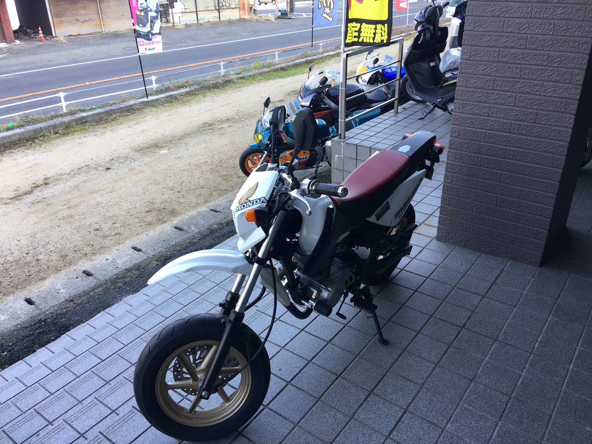 Club P 1 در توییتر ホンダ Xr100モタード 大人気4stミニモタードのxr100をカスタムした中古車ですぅ Over製チタンマフラーがカッコイイねっ モタード好きって方はグーバイクからpride 1を検索して頂けましたら Pride1 Clubp1 岡山 オートバイ