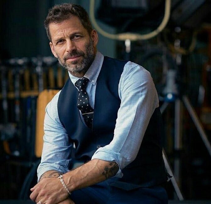 Happy Birthday to my favorite Visionary Director, Zack Snyder.

Thank you for making us witness wonders. 