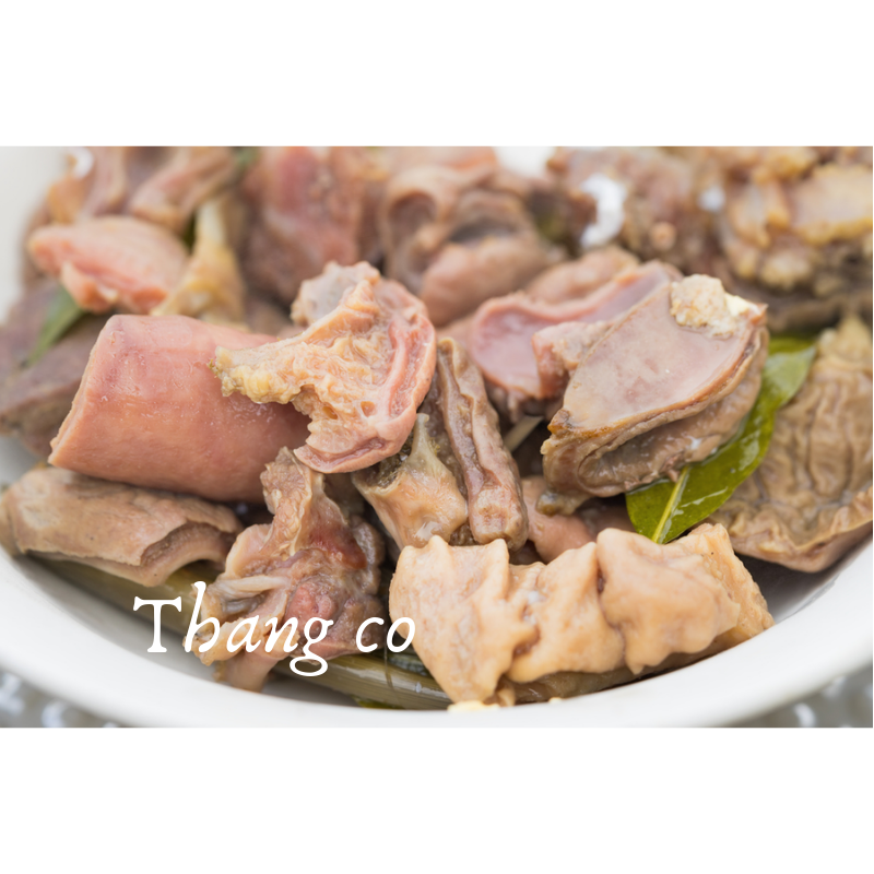 🍲 TOP 4 CIBI DA ASSAGGIARE A SAPA 🍲
Essendo favorito dalla natura, Sapa è conosciuto come il paradiso da rilassarsi agli turisti. I turisti resteranno incantati dall'aria fresca, dalla varietà di montagne, dai paesaggi eccezionali e soprattutto dalla straordinaria gastronomia.