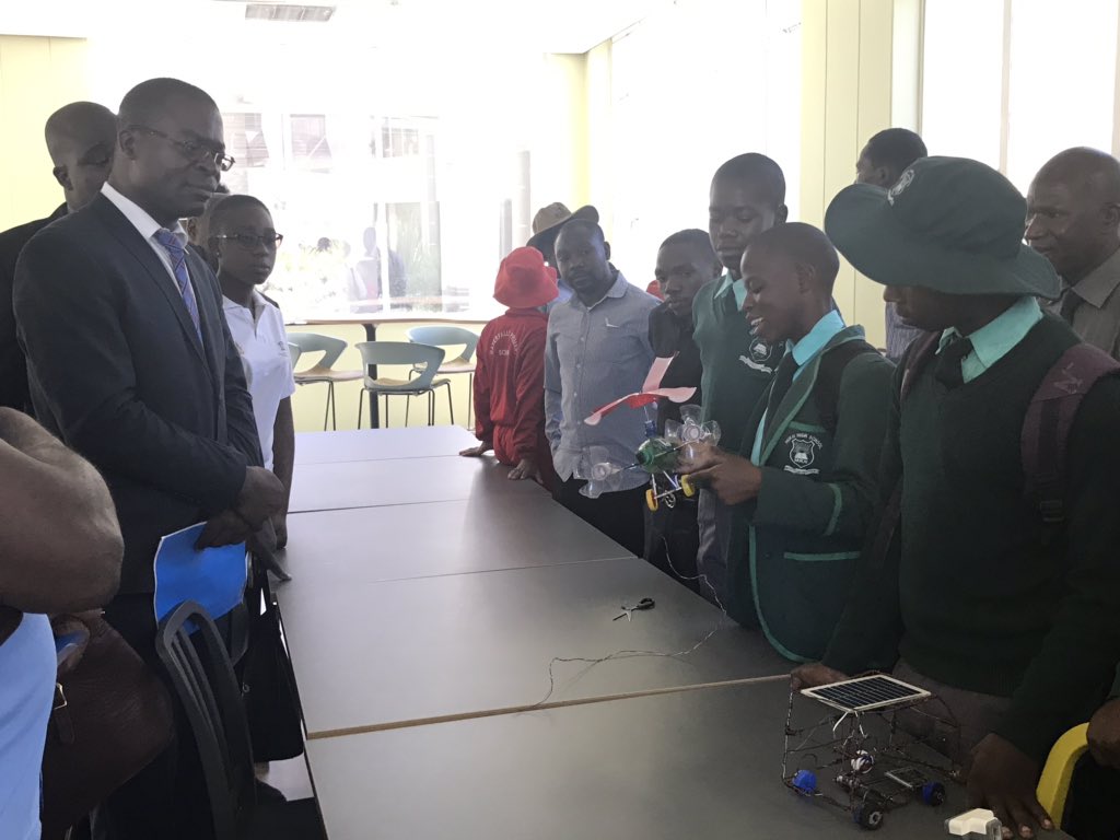 _ARIPO's tweet photo. 4th SCI-FEST #Robotics exhibition by schools in #Zimbabwe #ipfordevelopment @YesNetworkOrga1 @mhtestd @_ARIPO @WIPO @ImpactHubHarare https://t.co/nCy8VSZjbT