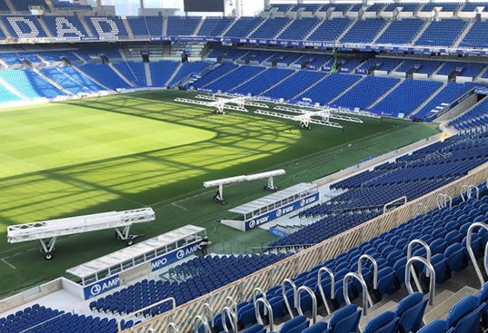 gaestopas's tweet photo. Las obras continúan en el nuevo Estadio de Anoeta y seguimos suministrando material para la remodelación del campo de fútbol en el que juega la @RealSociedad #GAESTOPAS https://t.co/jVKK5pS4fq https://t.co/7lJk1ovjFK