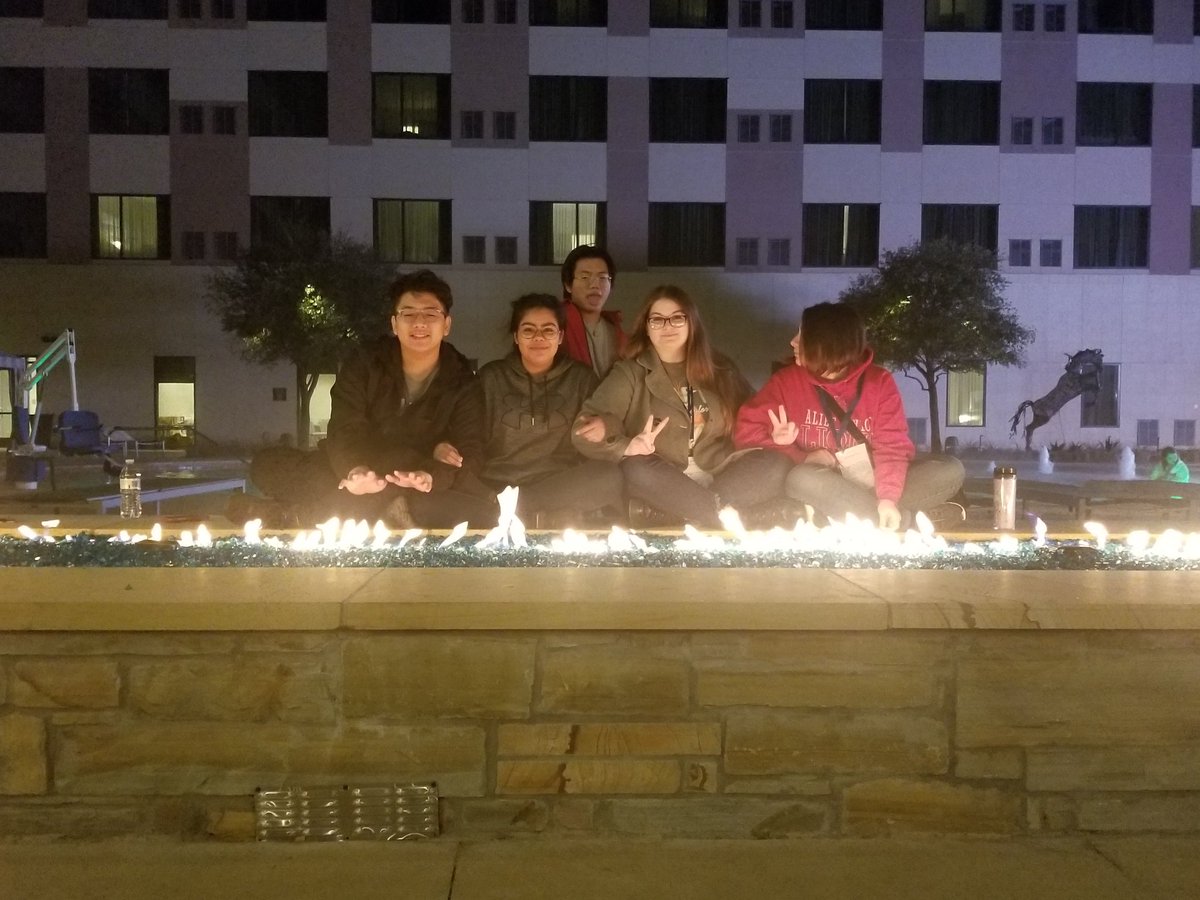 alyssa_browning's tweet photo. Bonding time #MagicInTeaching https://t.co/Wuc1Wm3LL8