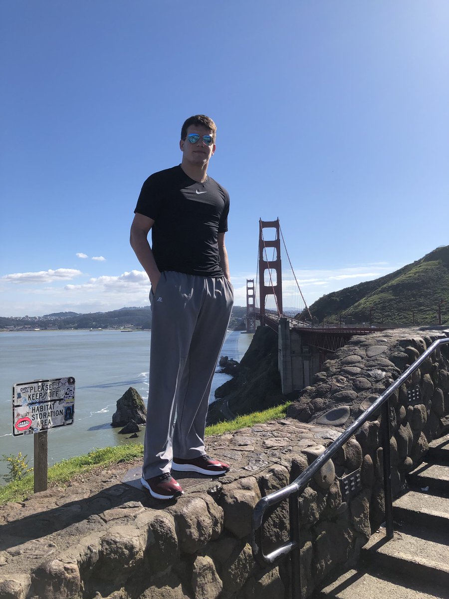 baileytparsons's tweet image. Had fun in the Bay today‼️ @StanfordFball Tomorrow 🌲‼️ #cardclass20