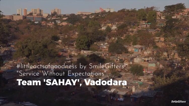 smilegifters's tweet photo. We present #littleactsofgoodness part 15 ft. #Vadodara based social services organisation-Team ‘SAHAY’ who work for upliftment of the society through initiatives like ‘Ram Roti Sewa’ providing nutritious food to homeless. To join them call +919662023148.
https://t.co/R49NHadROT https://t.co/t1GkDfjQJk