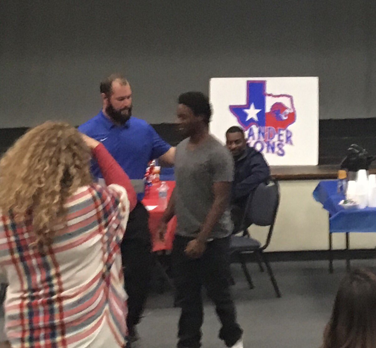 LLionWrestling's tweet photo. Cedric wins the Iron Heart award! lionpride #lhs #LeanderHS #wrestling @CoachMcLain512 @LHSROAR https://t.co/kMlgwcHDT2