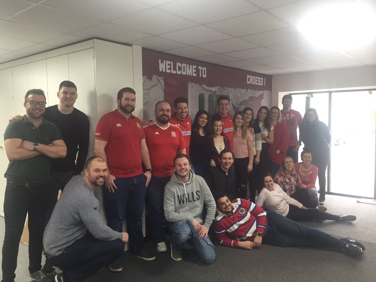 SandraWhiteSWU2's tweet photo. Happy St. David’s Day from all at U5 Admin!! 🤗🤗 and happy employee appreciation day, Thank you Team U5 #U5alive @CHendoU5 @JamesEracSWU5 @GM_ERAC @JSWHARFE https://t.co/CyfBnwhmZY