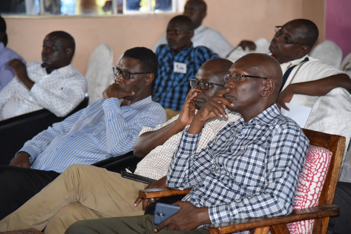 LotethiroPeter's tweet photo. Yesterday, the #TurkanaExtractivesWeek came to a close after three days of positive deliberations between government, leaders, the local community, partners and investors on matters mining and petroleum development @GovernorNanok @MadiniKenya @Tullowoil @eelokaale @HonLomenen https://t.co/Vc6LI1iPR4