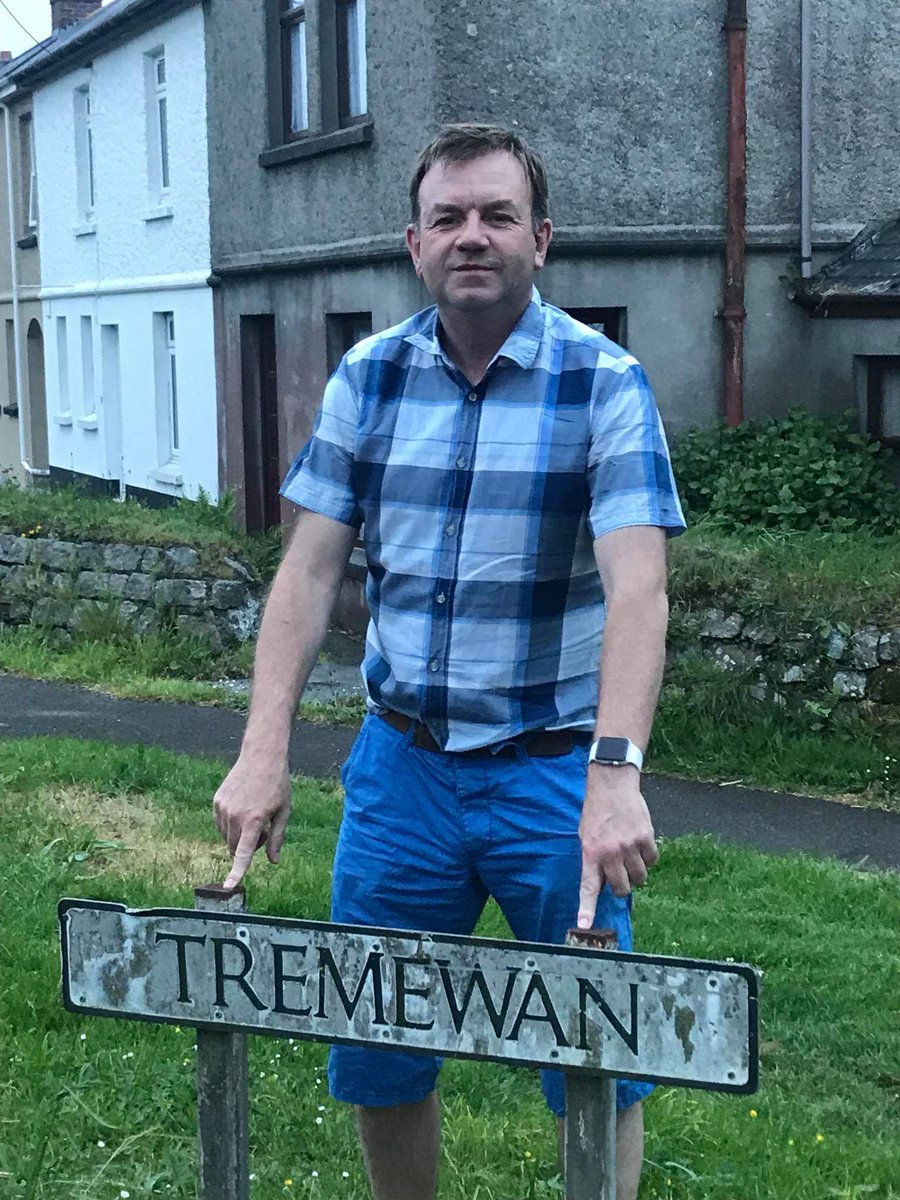 🔵 Match Day ⚪
🆚 <a href="/EWFC1913/">Esh Winning FC</a>
📍 Hall Lane (DL15 0QG)
💷 £5 adults, £3 concessions, £2 under 16's or Free with a paying Adult
⚽ 7.30pm K.O

Man of the Match Sponsor: Lee McConville Transport Limited.

Mascots: Willington Whites Under 14's

Clubhouse: 6pm.

#RaiseTheRoofForRichard