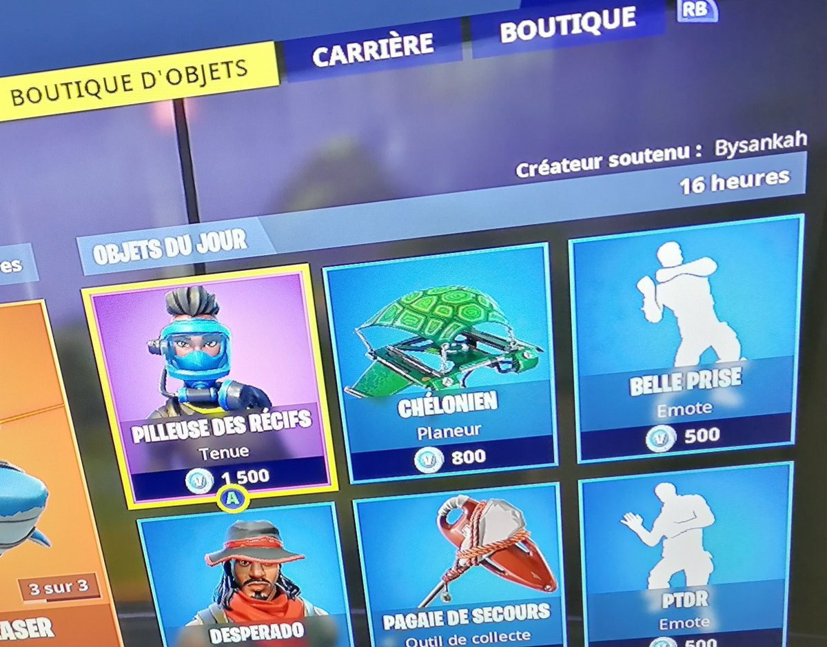 zMxsqq's tweet photo. Je participe au concours de @bySankah. Je te regarde depuis les débuts sur GTA. J'aimerai avoir une Xbox One X si j'ai la chance de gagner. #CODEBYSANKAH @ScrowHD @byEkidox https://t.co/w1dTqDmxZi