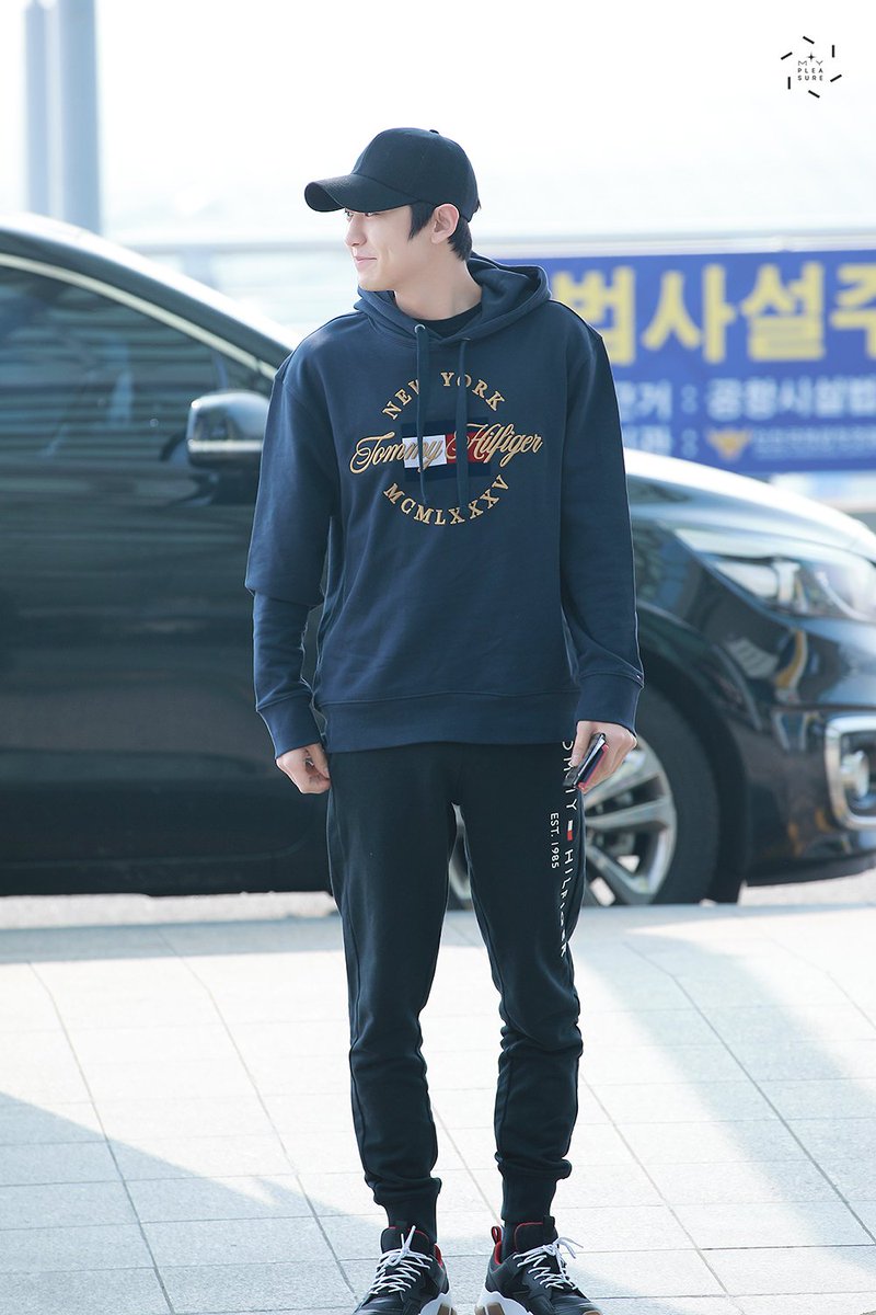 MY PLEASURE ❤찬열❤ tweet media