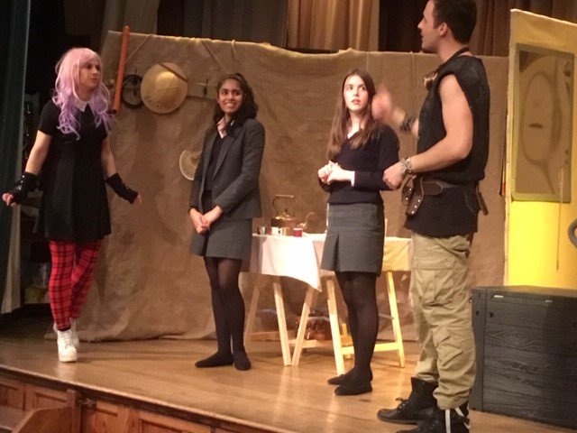 LboroHSLanguage's tweet photo. A busy week in the French department! A Level students from @LboroHigh and local schools enjoyed a French revision day with @PeltierRic of Français Facile on Monday, then pupils from @LboroHigh and @LimehurstAc enjoyed the play "la salle des énigmes" by @OnattiProdsLtd yesterday. https://t.co/L8qNAoAiw5