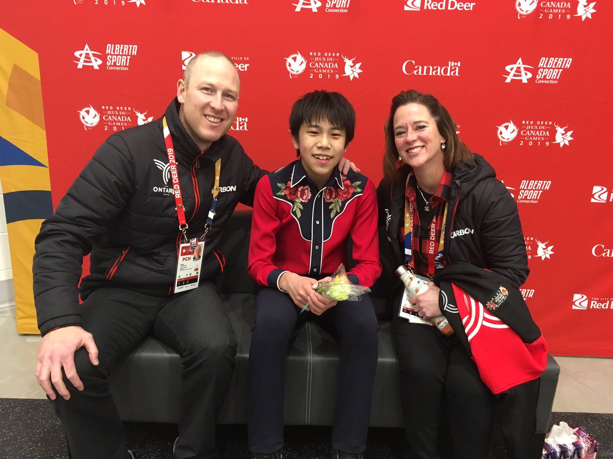 mrkbrdshw's tweet photo. Novice Team Ontario medalists!  They skated their hearts out, and we are so proud of them https://t.co/rcyv40pHJr