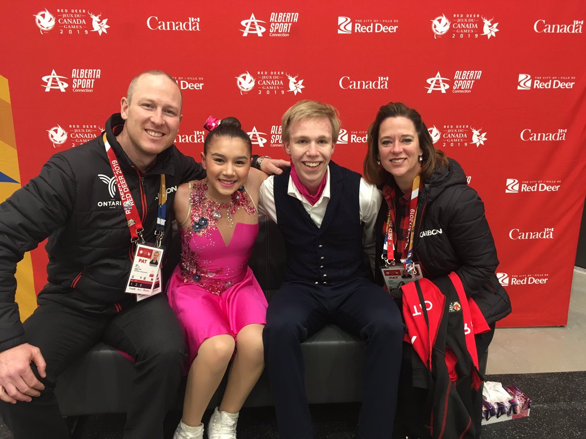 mrkbrdshw's tweet photo. Novice Team Ontario medalists!  They skated their hearts out, and we are so proud of them https://t.co/rcyv40pHJr