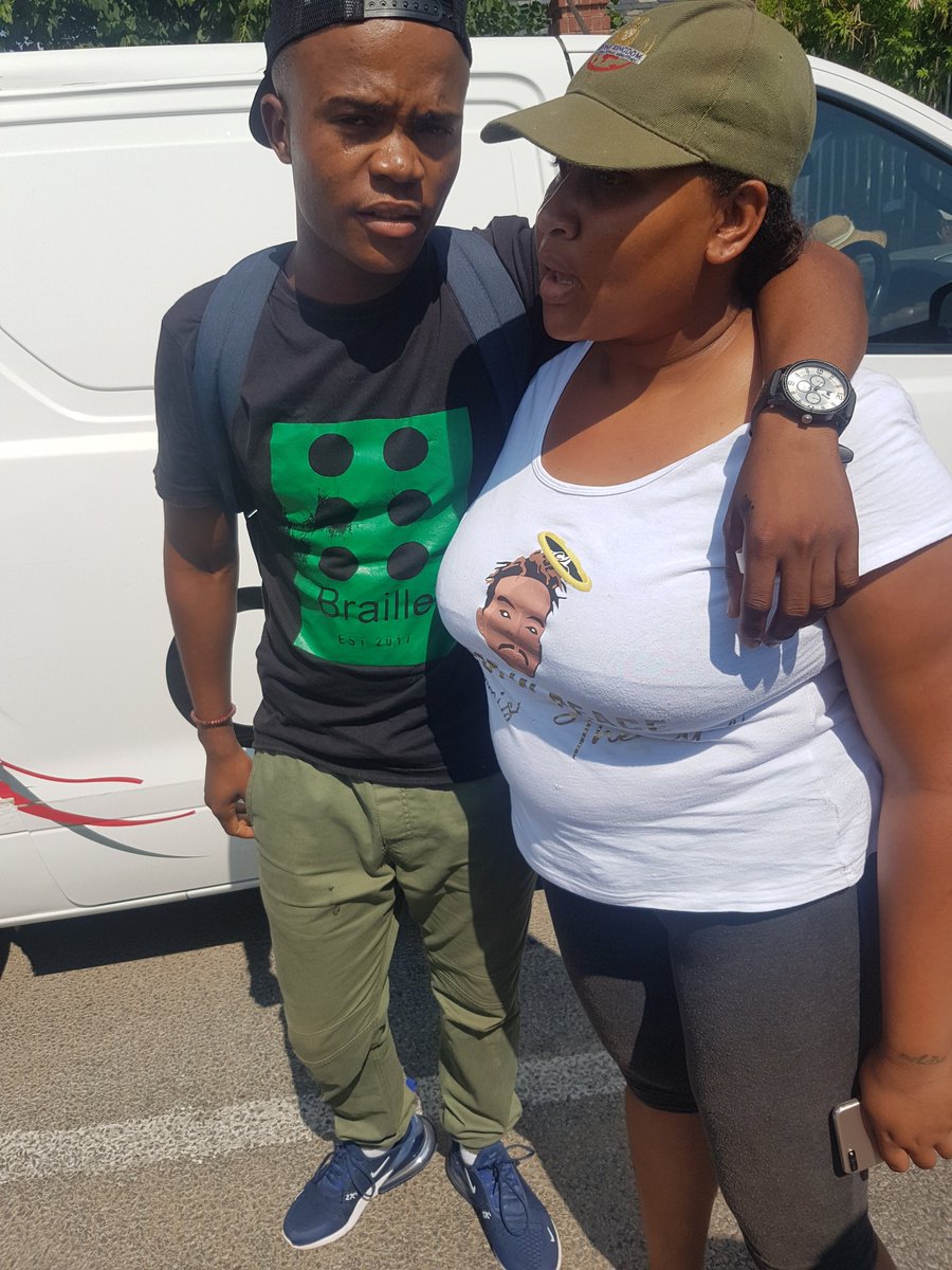 CapricornFMNews's tweet image. #JusticeForThoriso